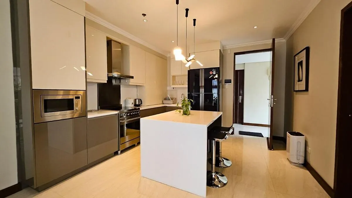 Poblacion Studio Apartment With Balcony Manila Philippines