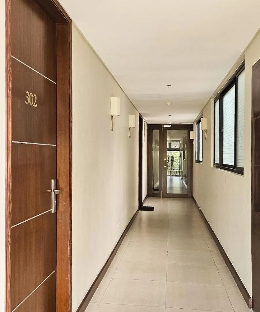 Poblacion Studio Apartment With Balcony Manila