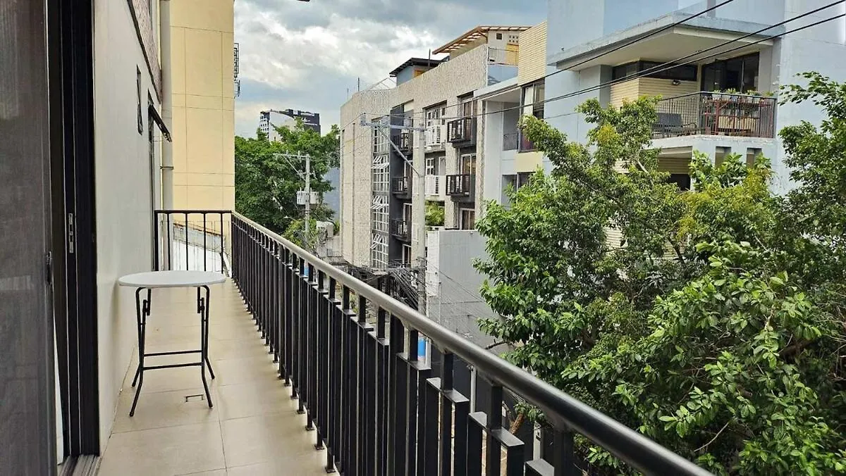 Poblacion Studio Apartment With Balcony Manila 0*,  Philippines