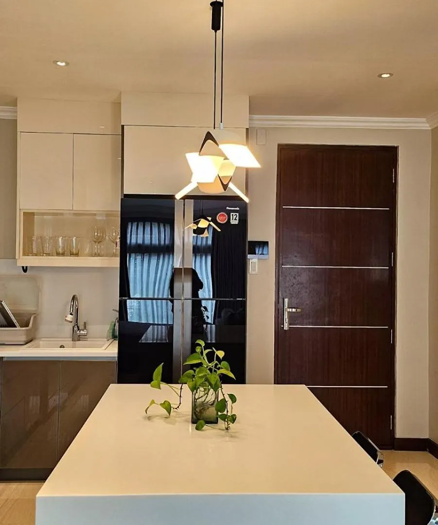 Poblacion Studio Apartment With Balcony Manila