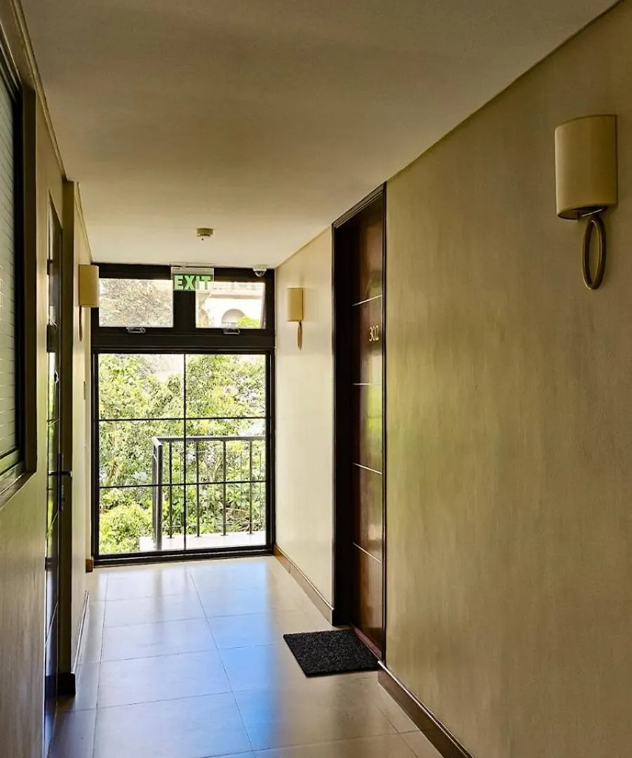 Poblacion Studio Apartment With Balcony Manila